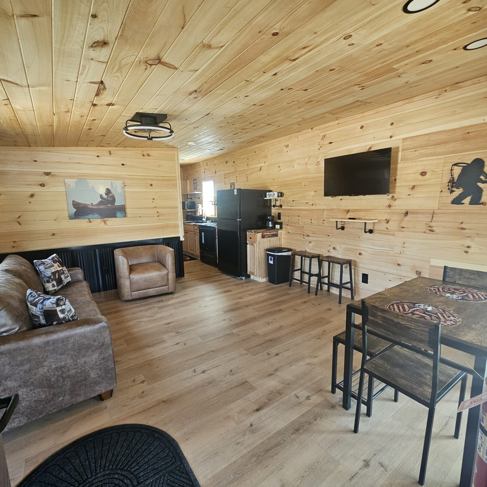 Bigfoots Hideout Cabin